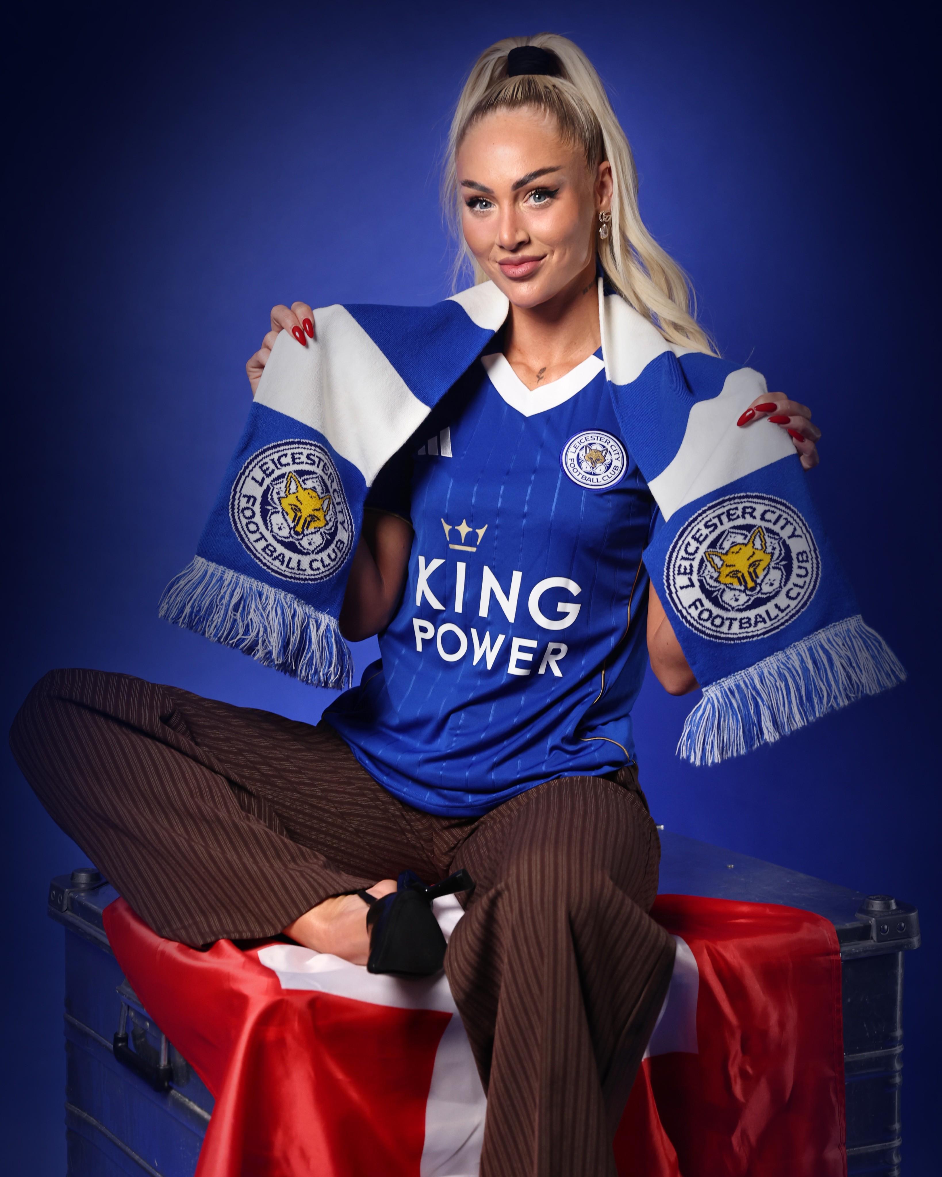 有梦你就来-官方：莱斯特城女足签下瑞士美女球员艾丽莎-莱曼