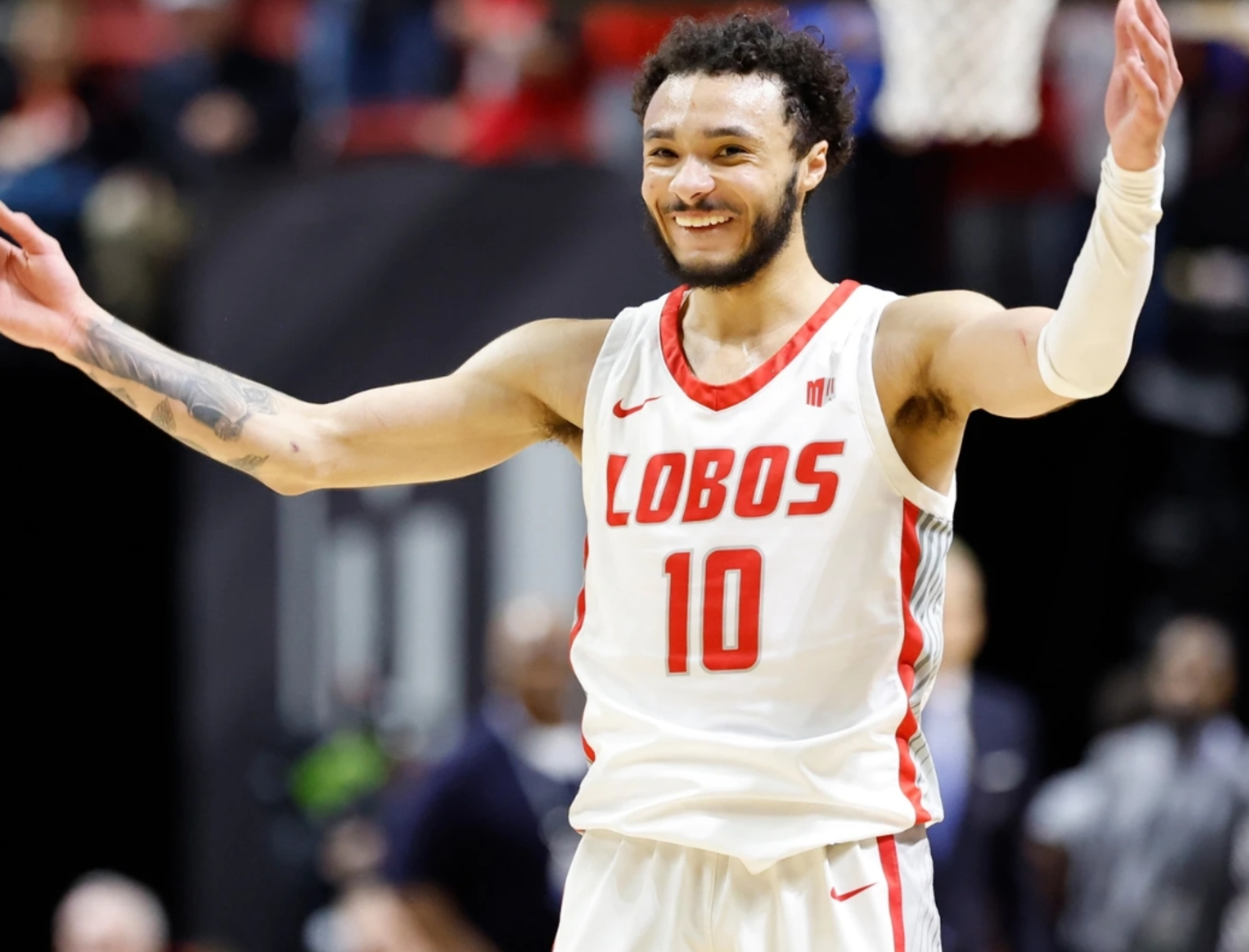 亿万28(YIWAN28)官方网站 - 亿万28大舞台-北控签新外援！现已启程，防守与串联亮眼，得分能力匮乏只能辅助